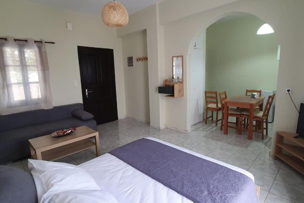 Apartament Cosy Messaria Mesaria Zewnętrze zdjęcie